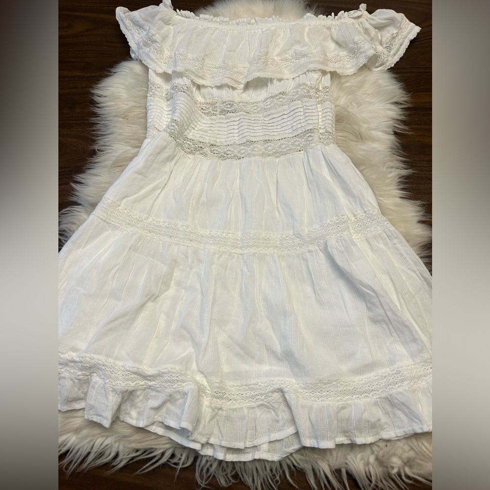 RAHI Desert Emma Ruffle Lace Inset Mini Dress - Picture 11 of 16